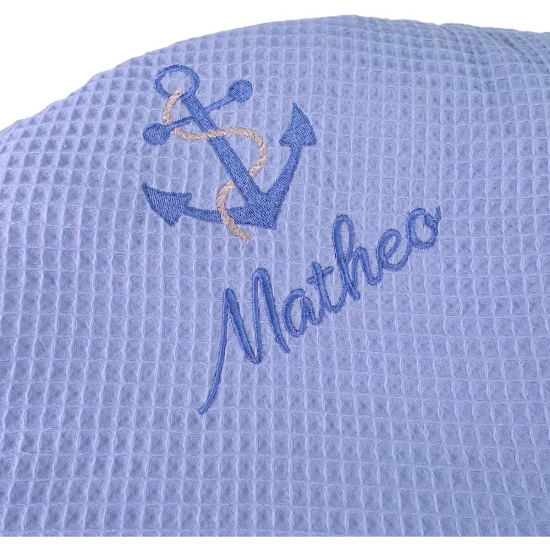 Preview: Leofrey Babynest-Kuschelkissen in Waffelpiqué rauchblau mit Bestickung Anker und Name